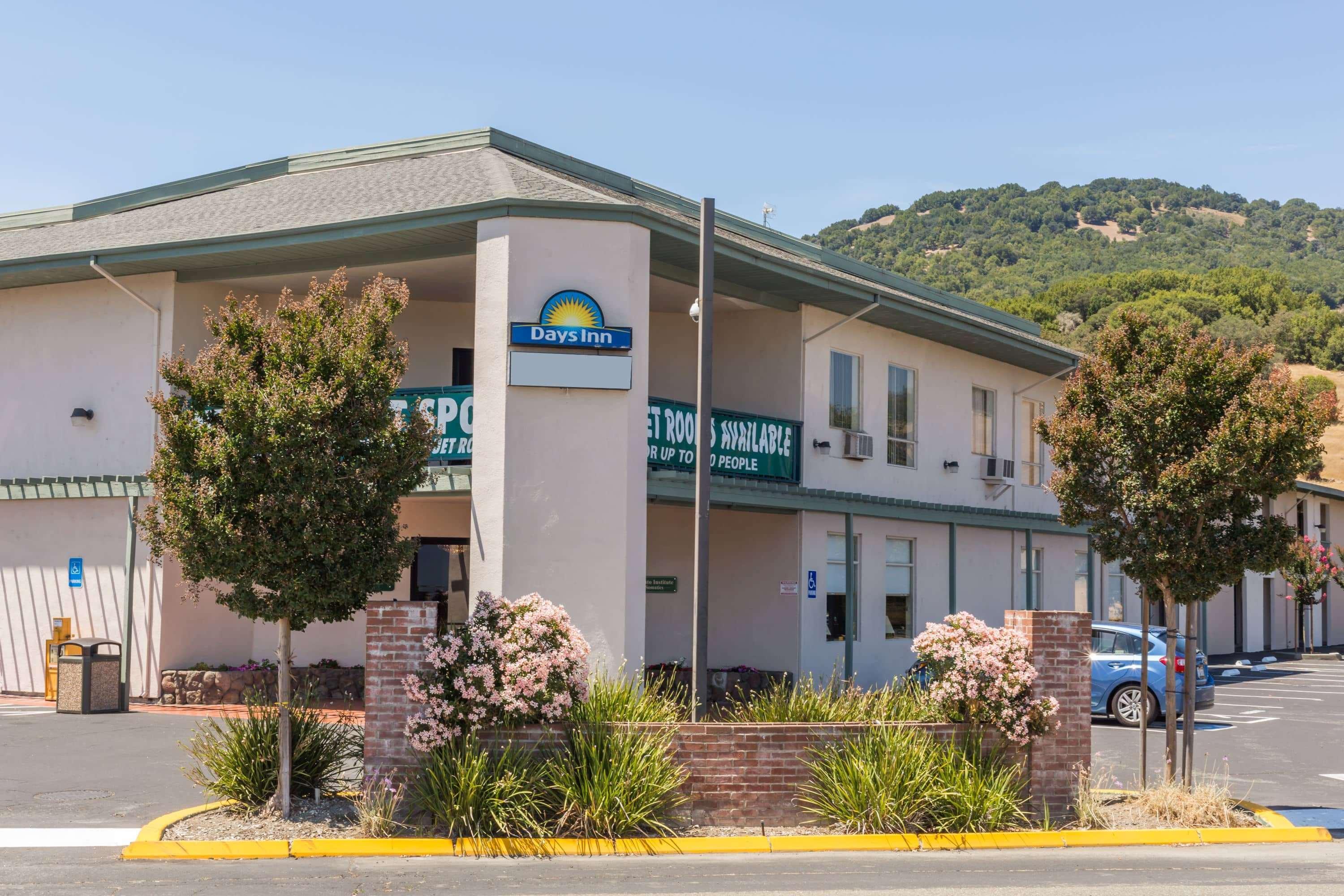 Days Inn By Wyndham Novato/San Francisco Εξωτερικό φωτογραφία