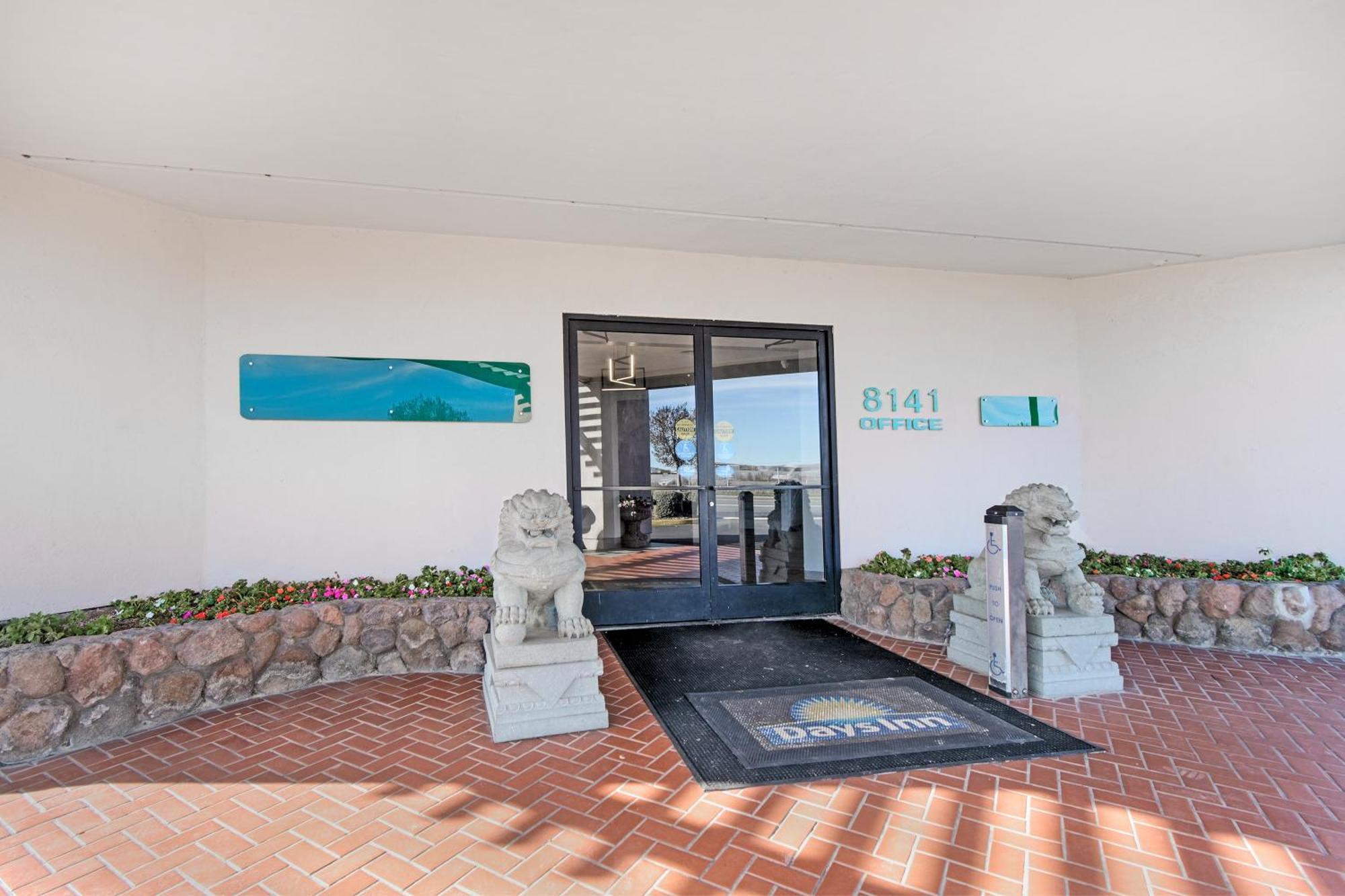 Days Inn By Wyndham Novato/San Francisco Εξωτερικό φωτογραφία
