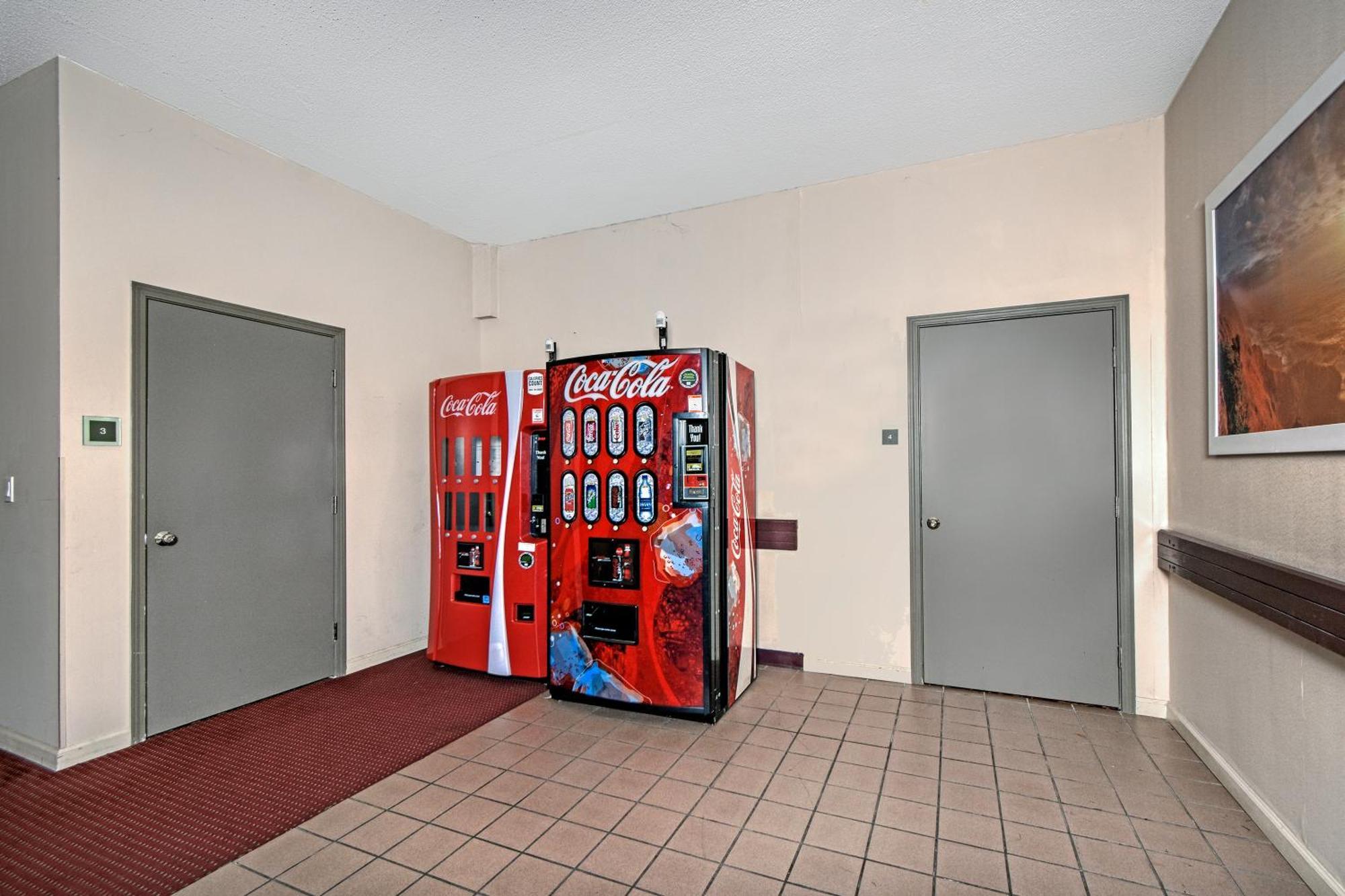 Days Inn By Wyndham Novato/San Francisco Εξωτερικό φωτογραφία