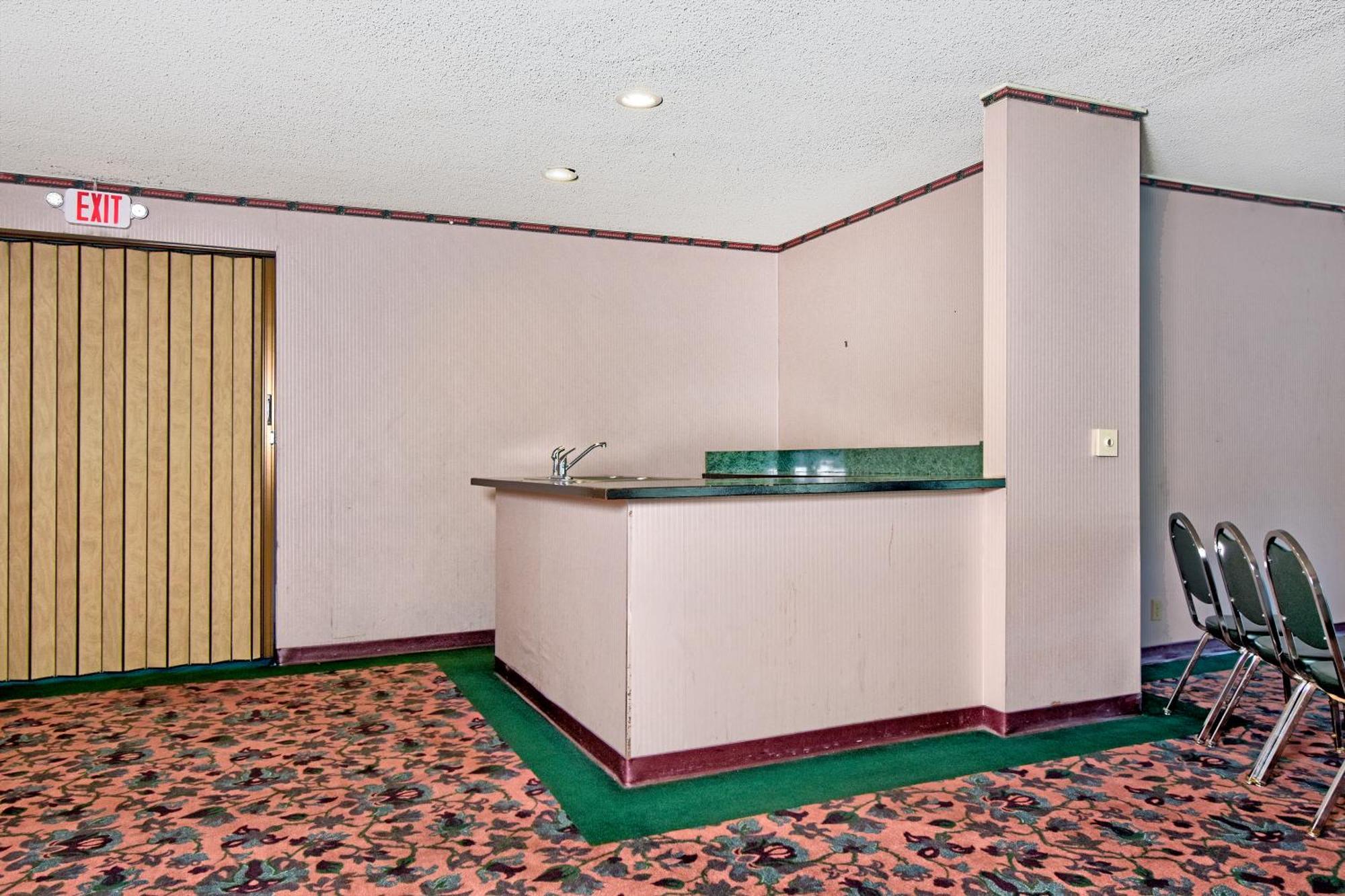 Days Inn By Wyndham Novato/San Francisco Εξωτερικό φωτογραφία