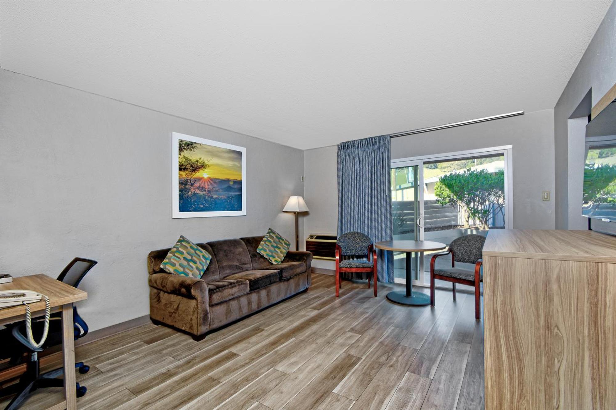 Days Inn By Wyndham Novato/San Francisco Εξωτερικό φωτογραφία