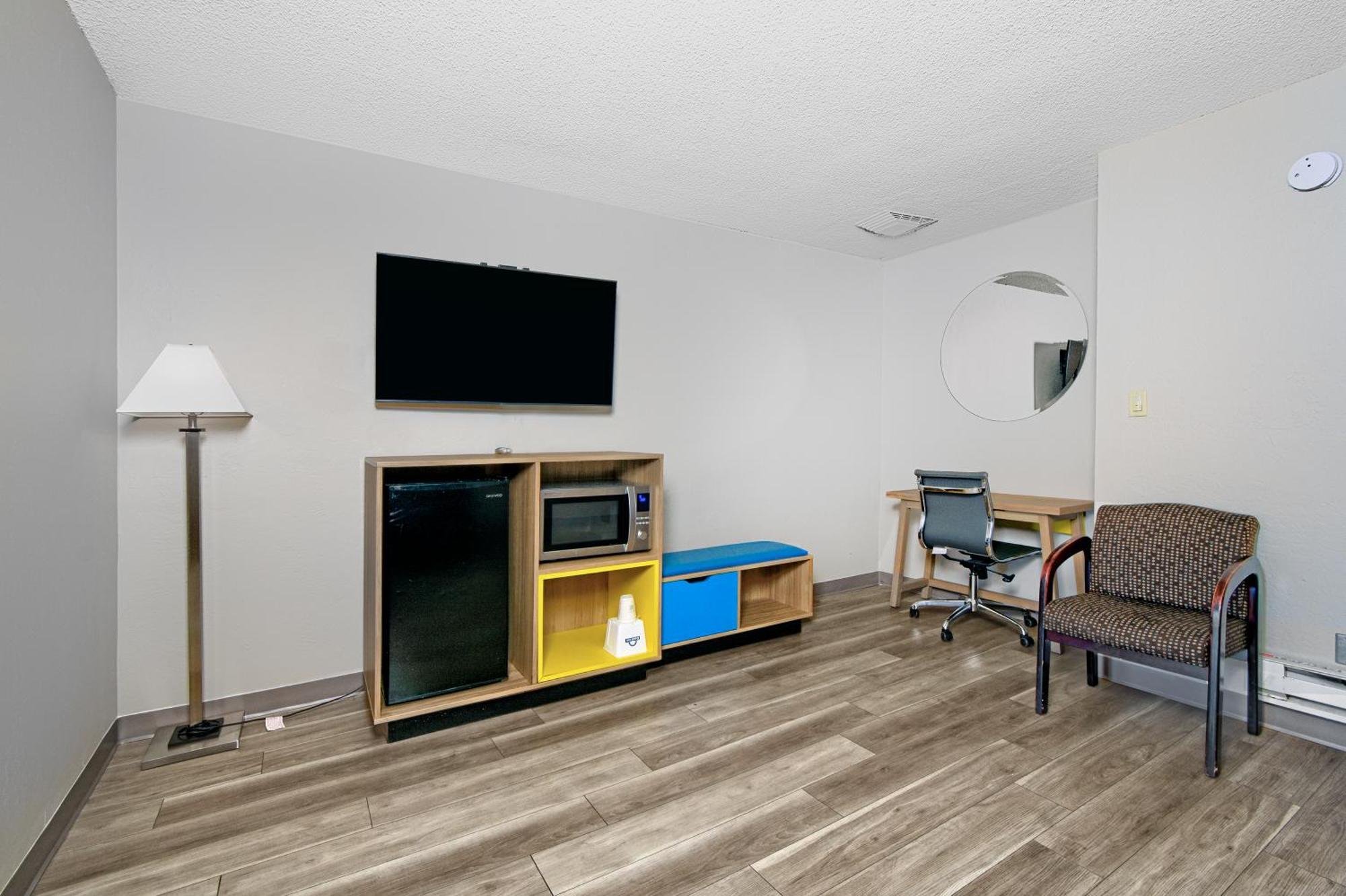 Days Inn By Wyndham Novato/San Francisco Εξωτερικό φωτογραφία