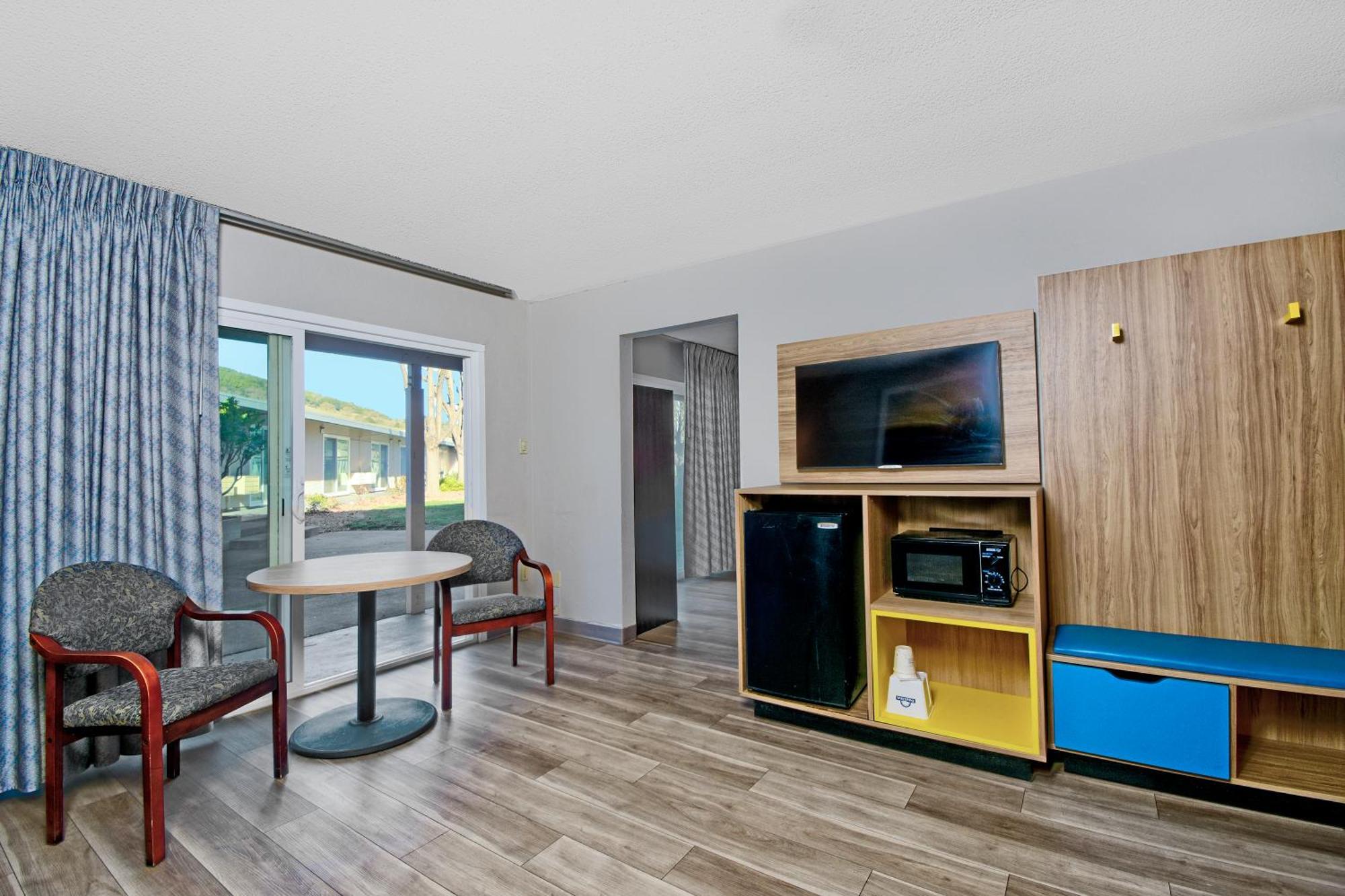 Days Inn By Wyndham Novato/San Francisco Εξωτερικό φωτογραφία